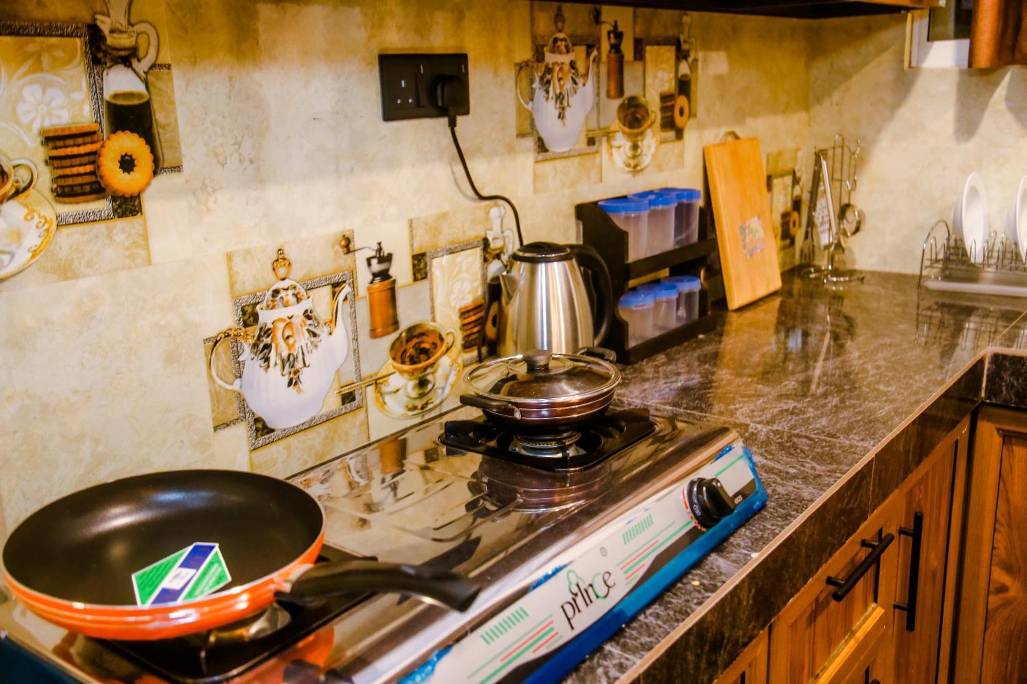 Little Angels Bed & Breakfast Mirissa Bagian luar foto